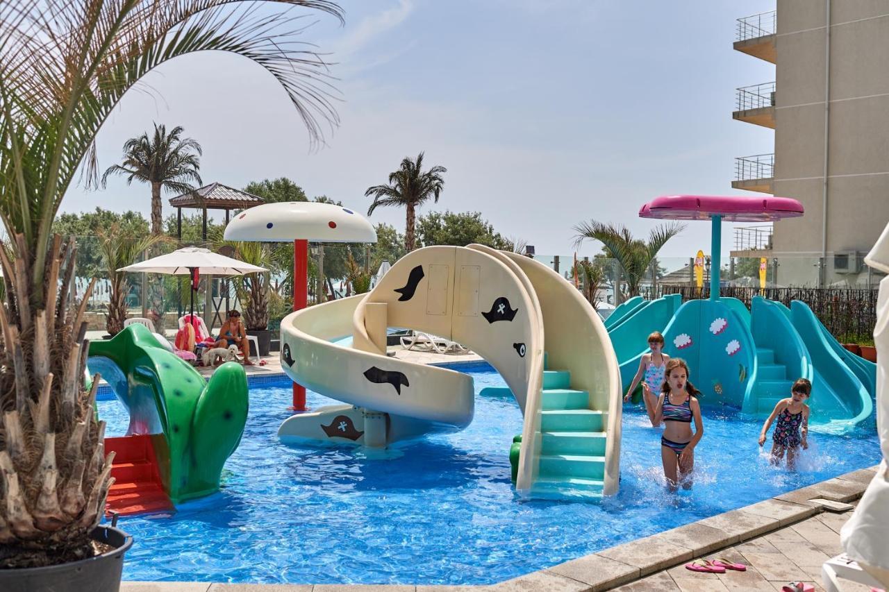 Melisea Aparthotel Pool & Spa Mamaia Nord Năvodari Exterior foto